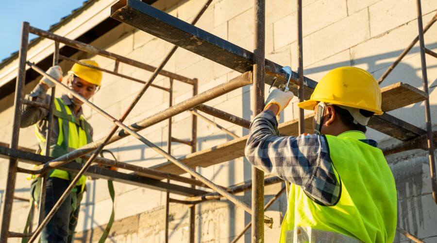Professional gutter cleaning in Sikes, LA